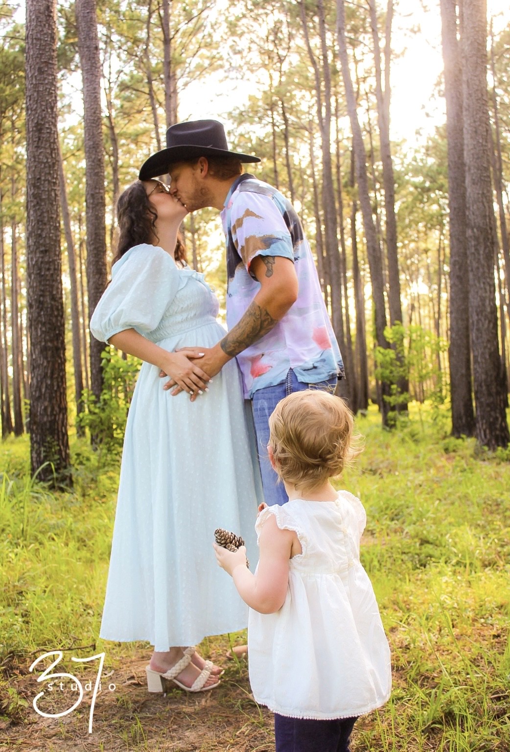 The Deluxe Maternity Experience