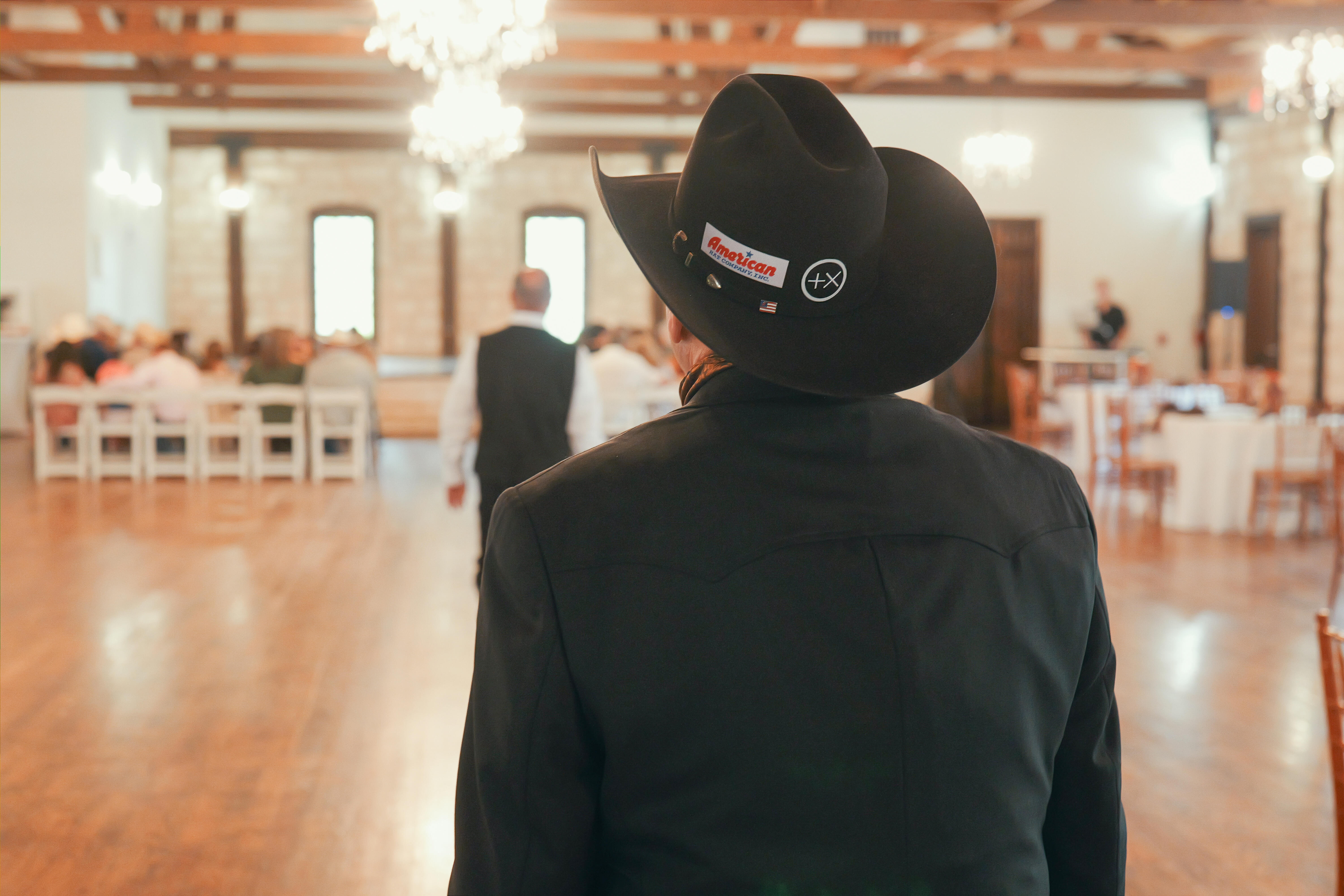 Why Budget Wedding Photography Costs Your Best Memories