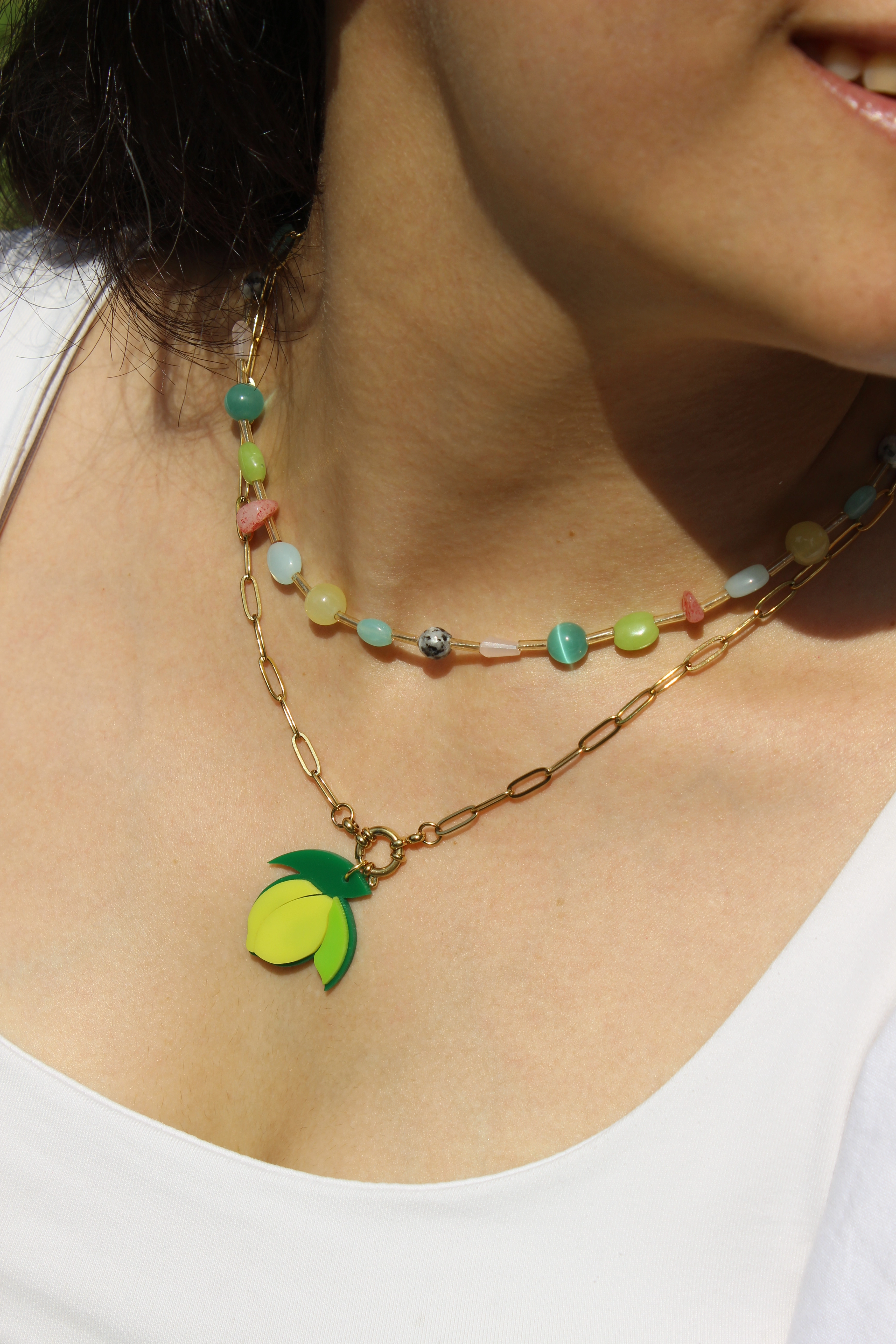 CITRUSY LEMON NECKPIECE 