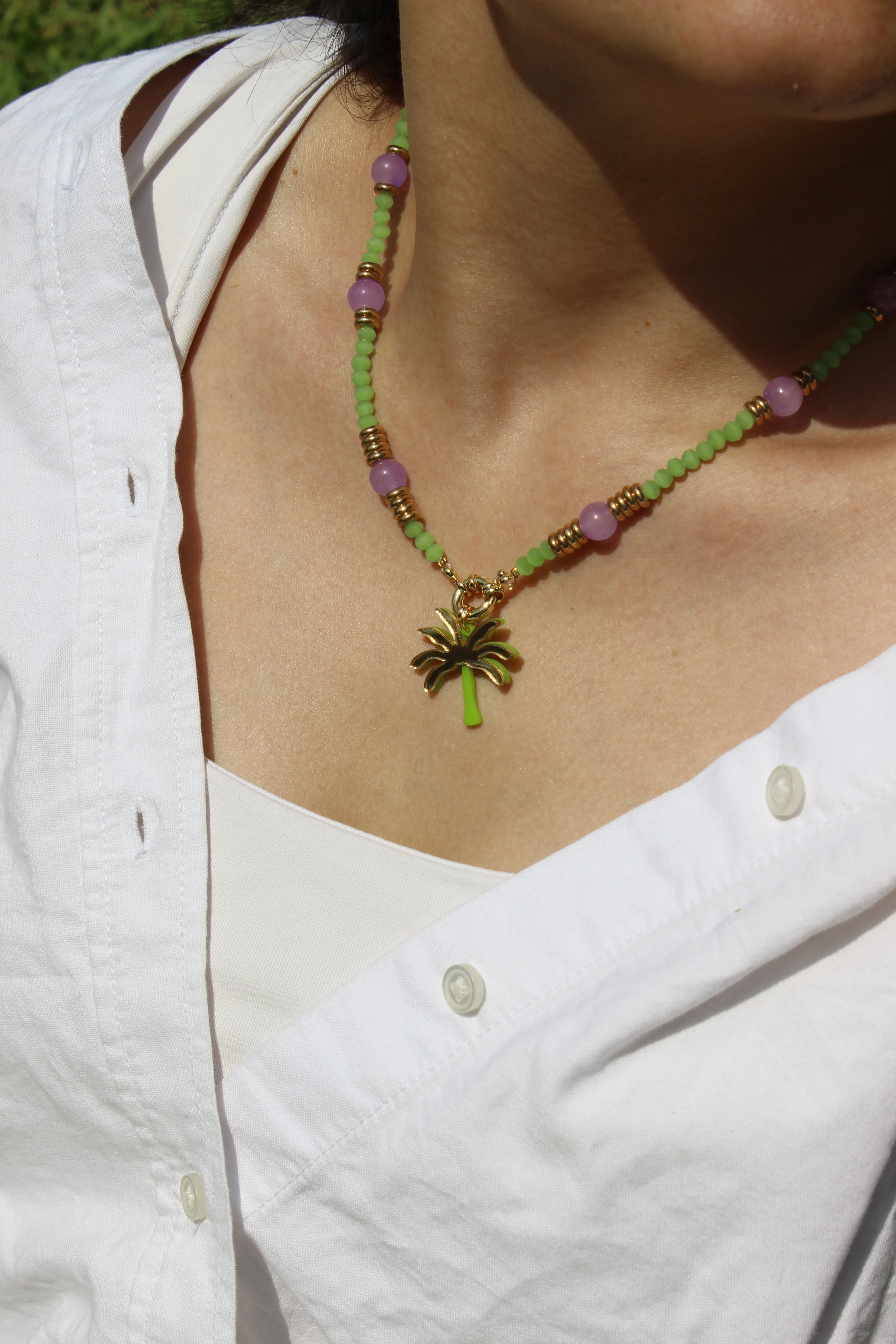 TROPICAL PALM NECKPIECE