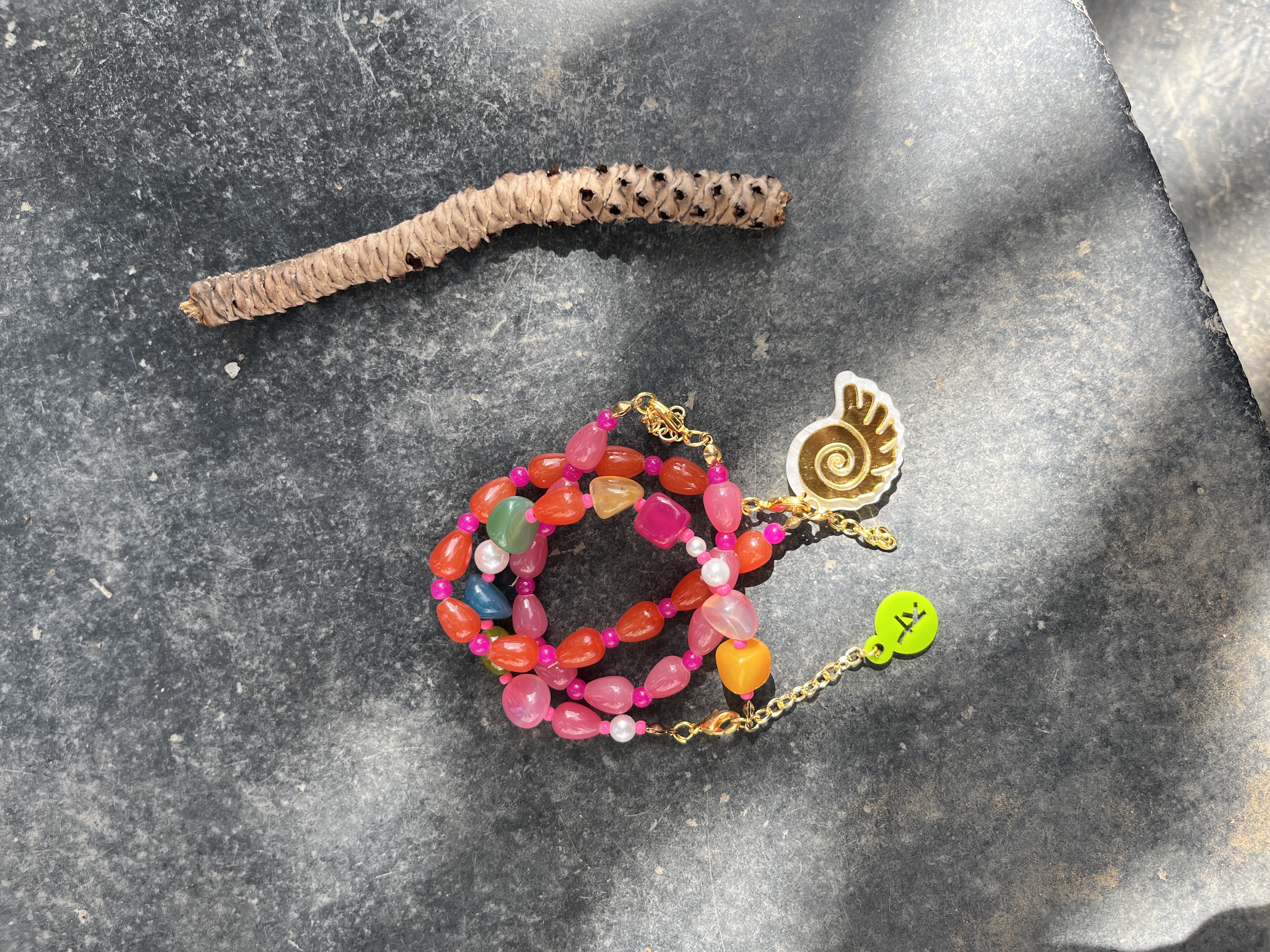 POPPY SHELL BRACELET