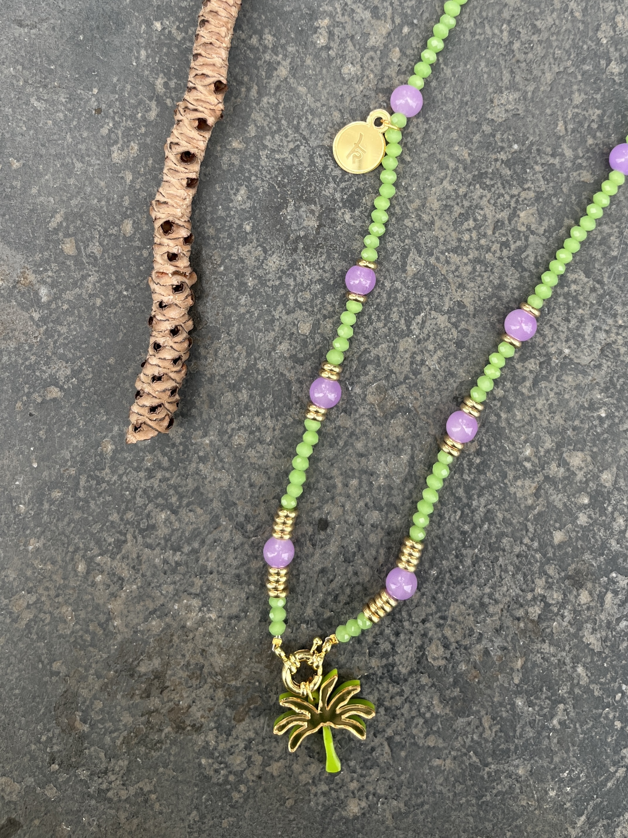 TROPICAL PALM NECKPIECE
