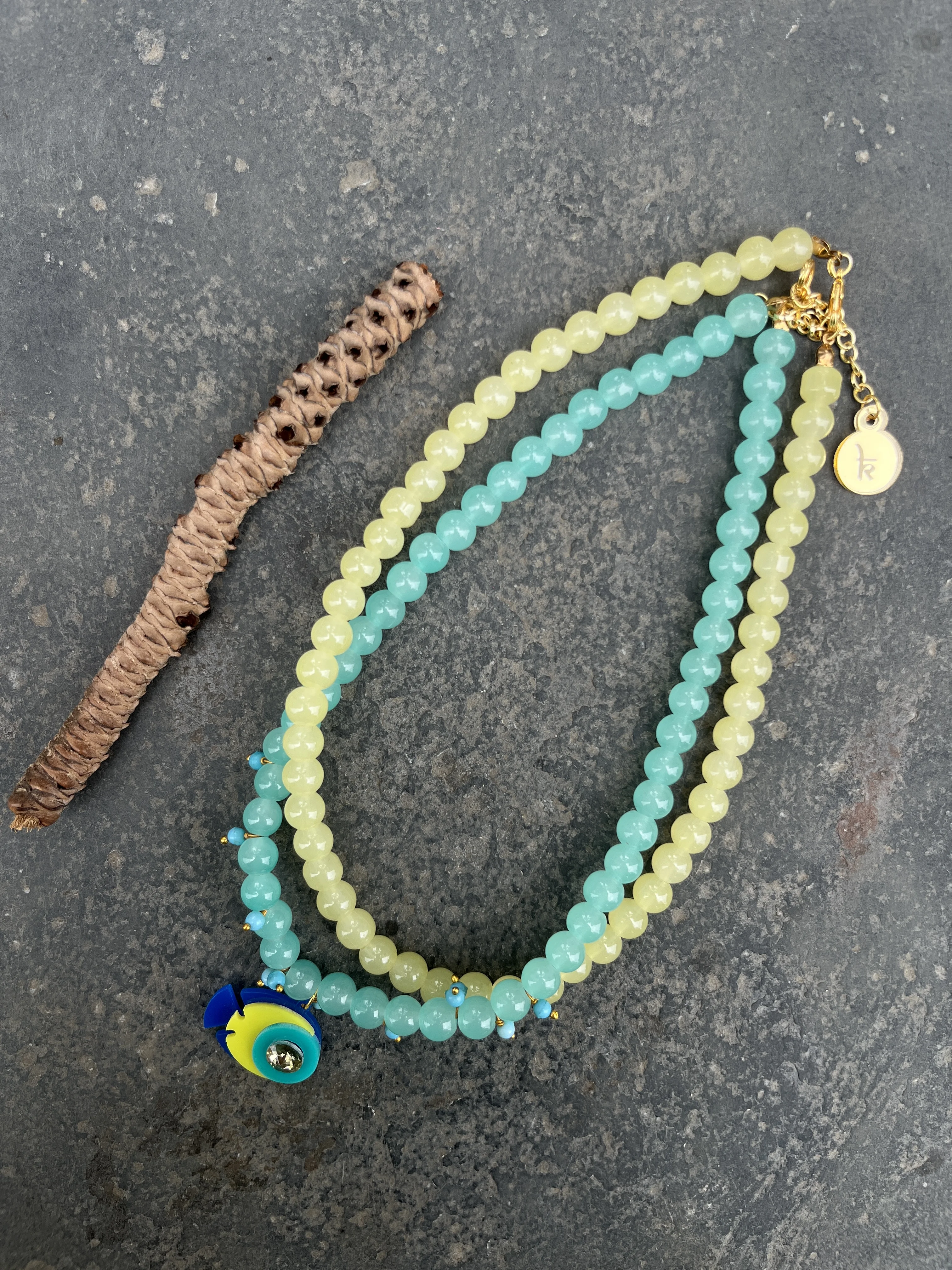 AQUA FIN NECKPIECE