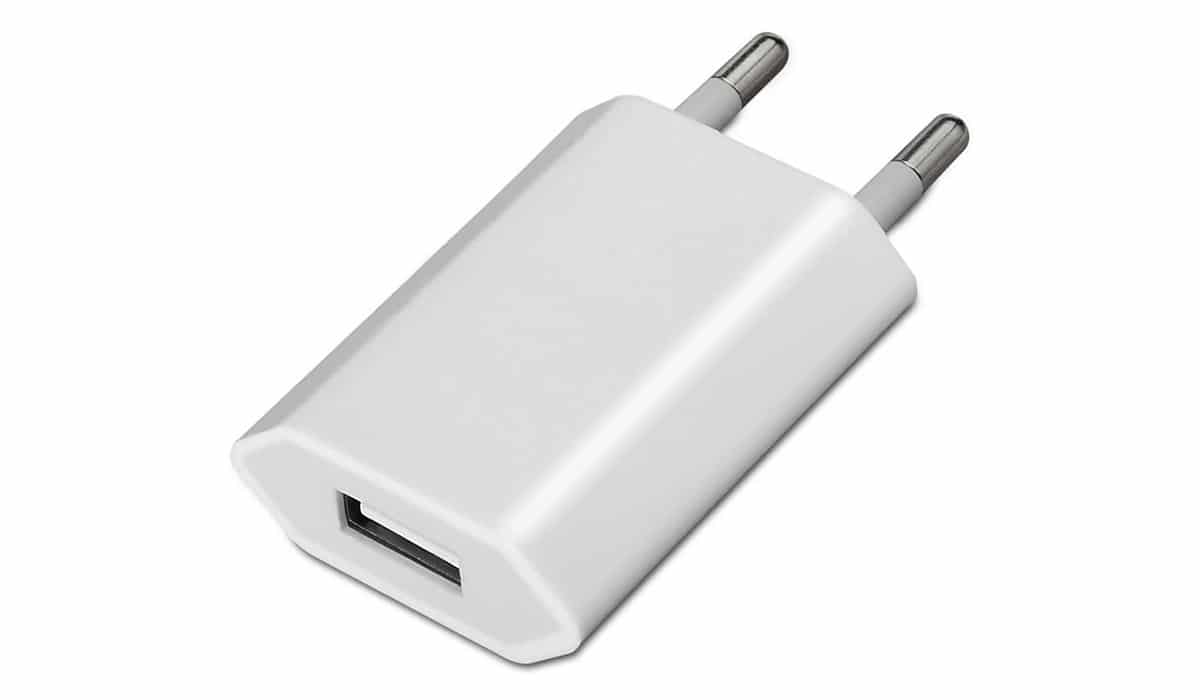 Mini Carregador USB 5V 1A Branco – Aisens