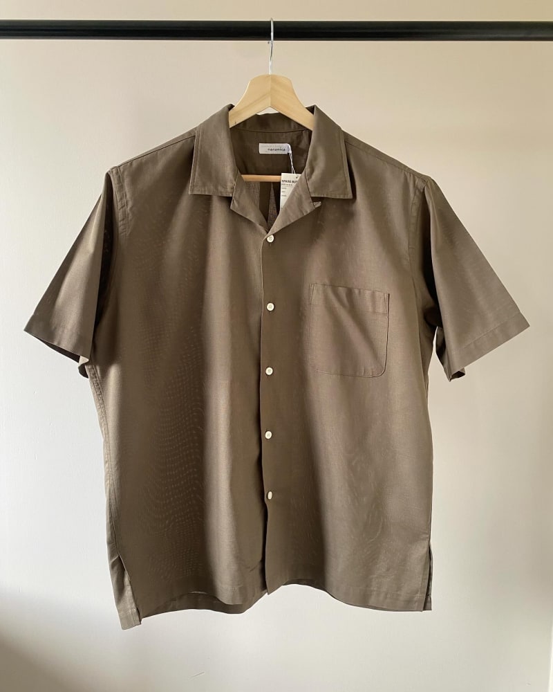 NANAMICA Open Collar Panama Short-Sleeve Shirt — Khaki · M