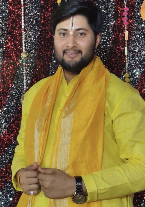 Pandit/shivnathmishra
