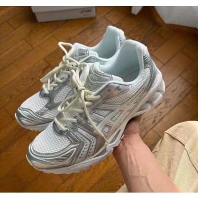 paire de chaussure originale, basket française6