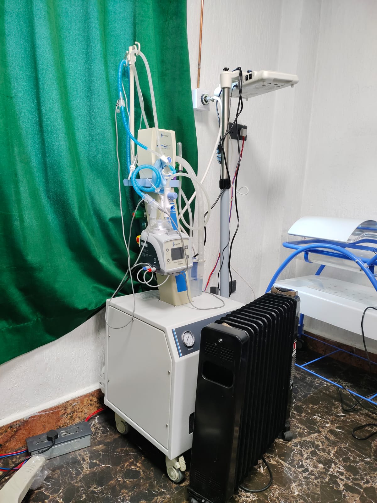 Bubble CPAP respiratory support system with radiant warmer for neonatal care at Womb2Bloom