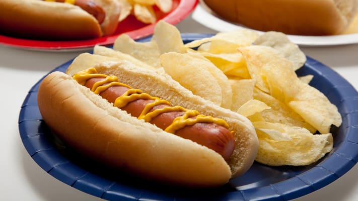 Hot Dogs to Celebrate: Atlanta Falcons Ring of Honor Welcomes Arthur