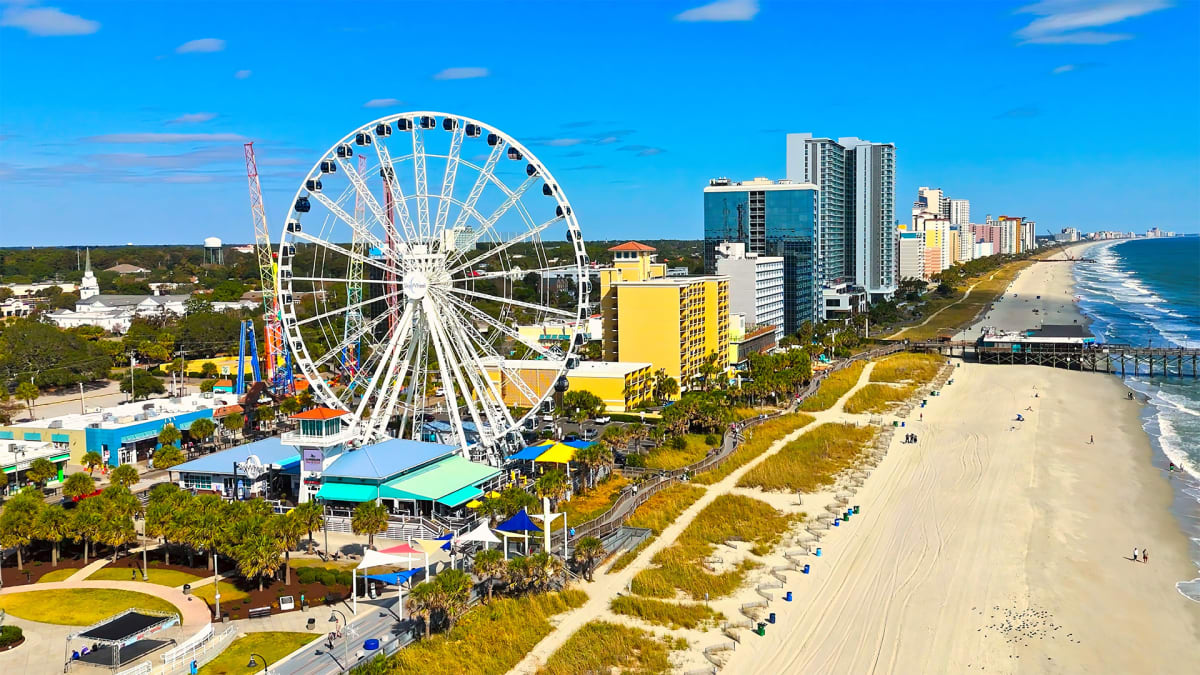 Where Holiday Cheer Meets Coastal Commerce