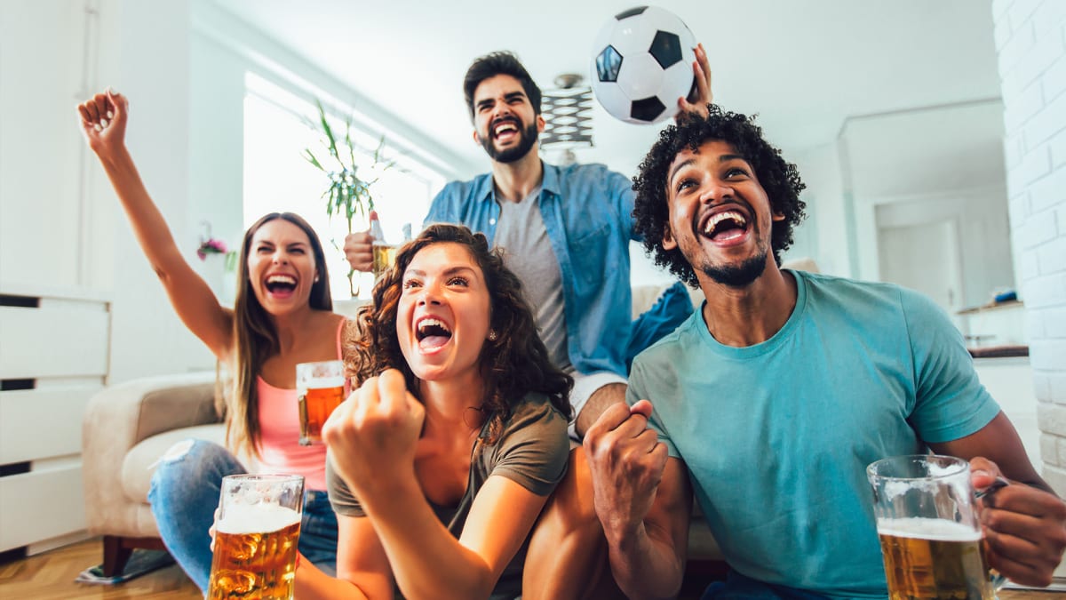 Big Screens, Big Matches!
