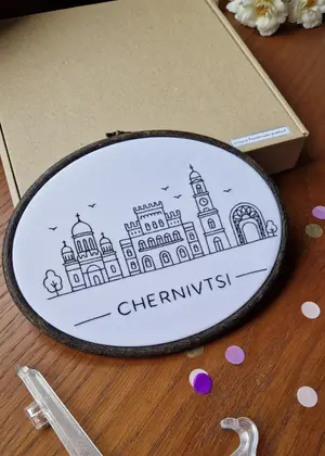 Мініатюра Чернівці | Архітектурна вишивка ручної роботи 2