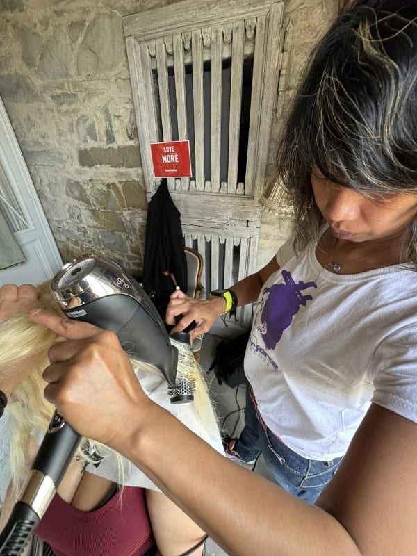 Sposa con raccolto elegante e velo — Hairforce Firenze