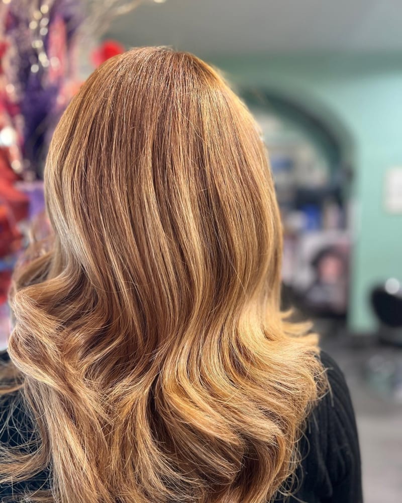 Trattamento lisciante su capelli ricci — Hairforce Firenze
