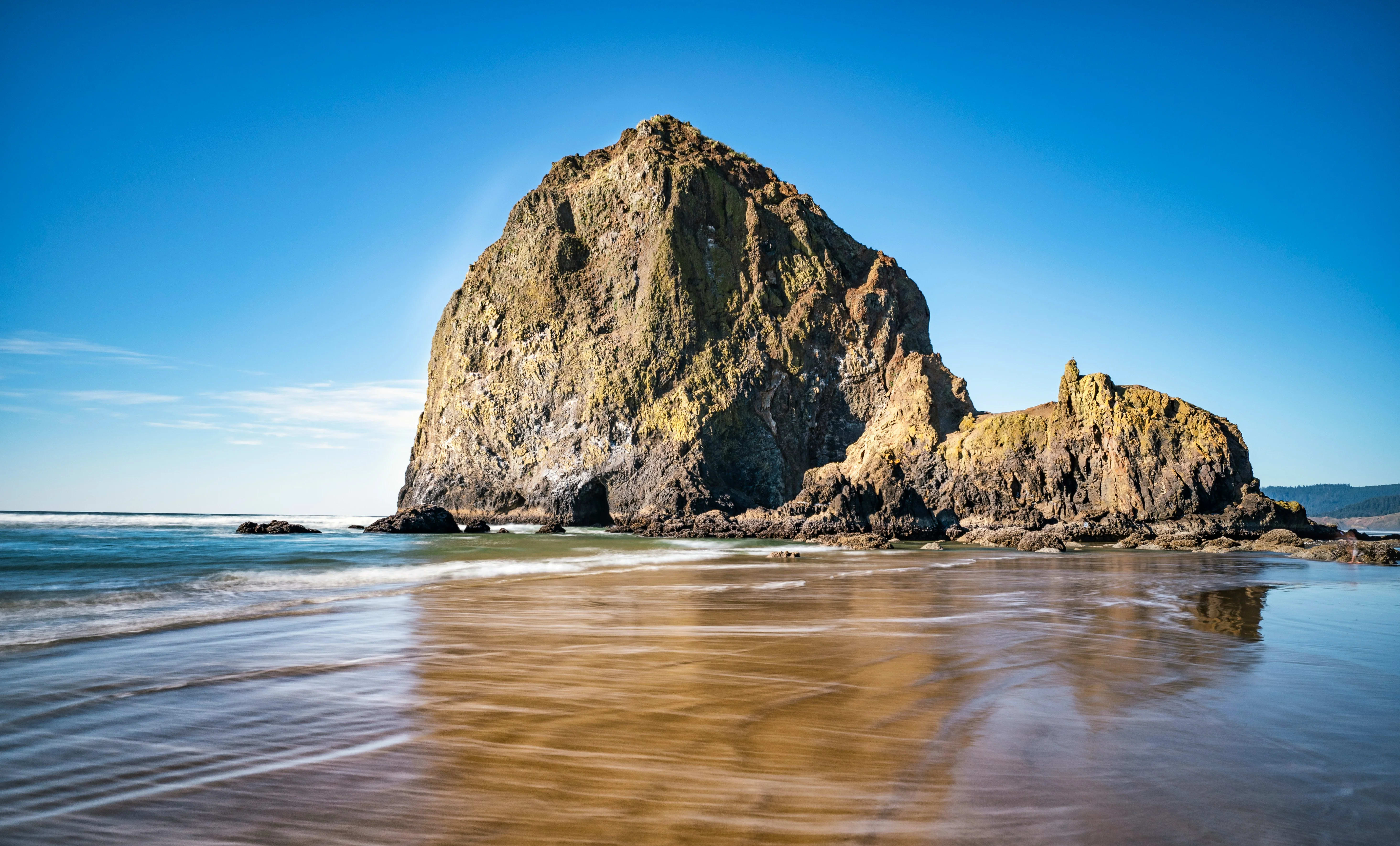 Cannon Beach, Oregon — A1CHARTERS group charter destination