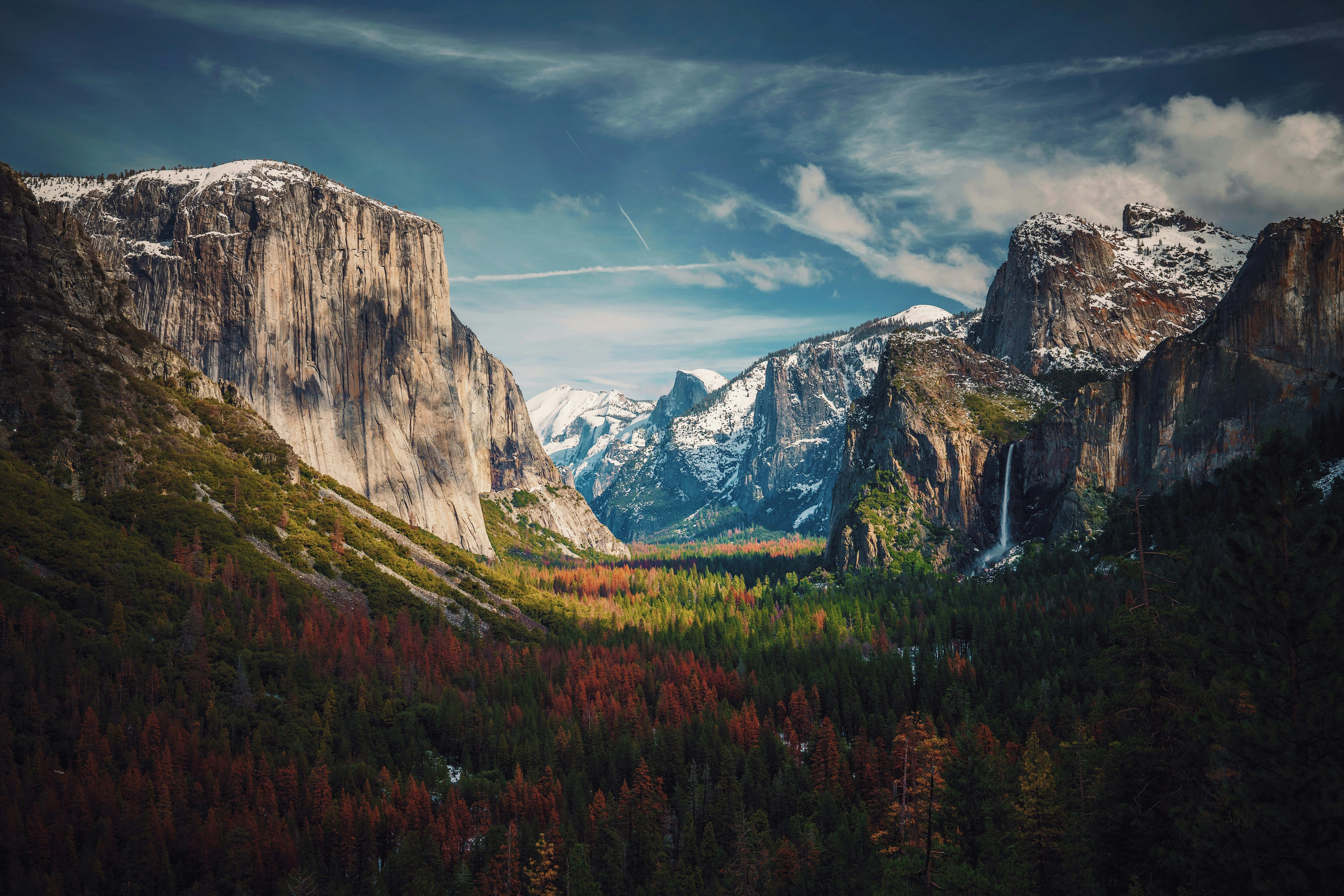 Yosemite Gateway, California — A1CHARTERS group charter destination