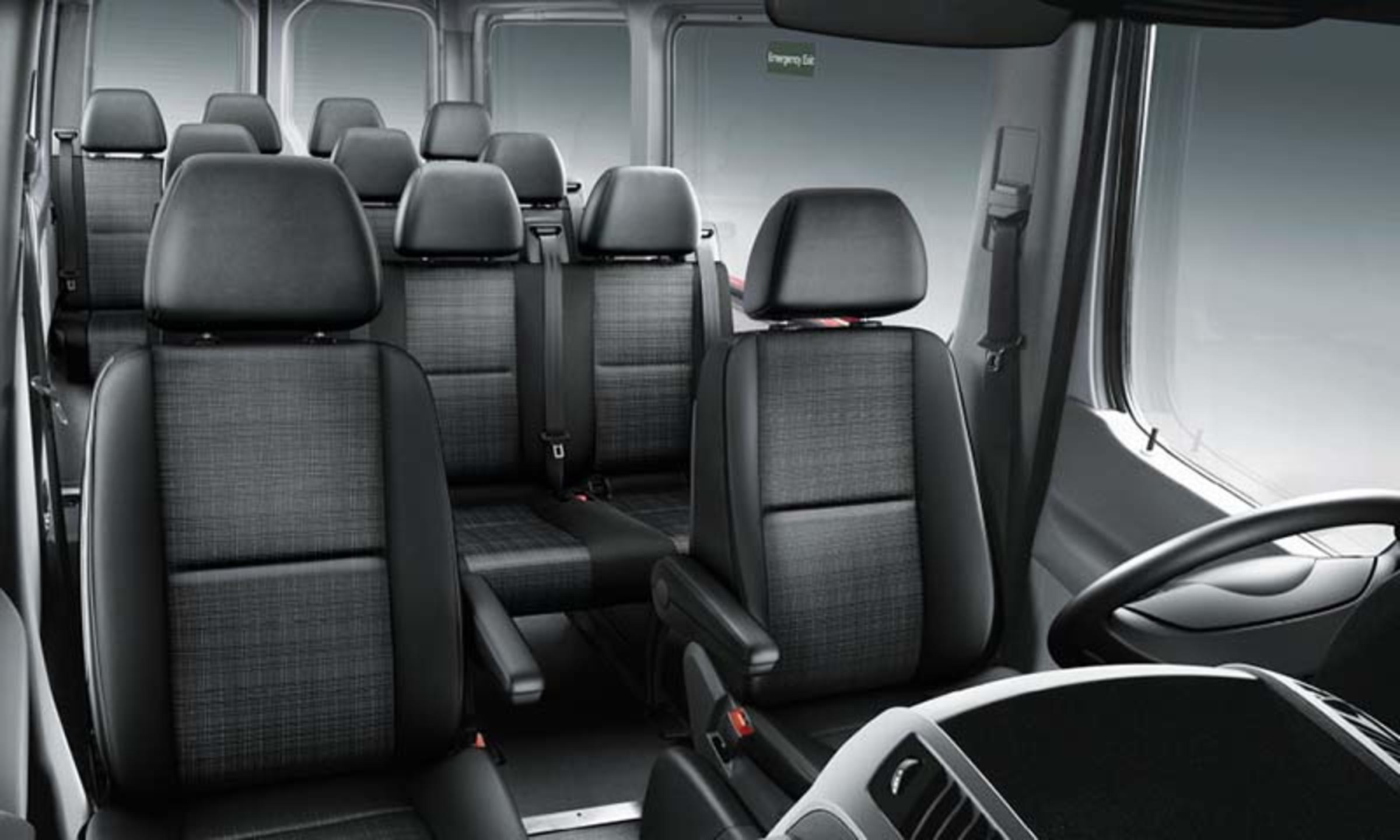 Mercedes-Benz Sprinter — image 2