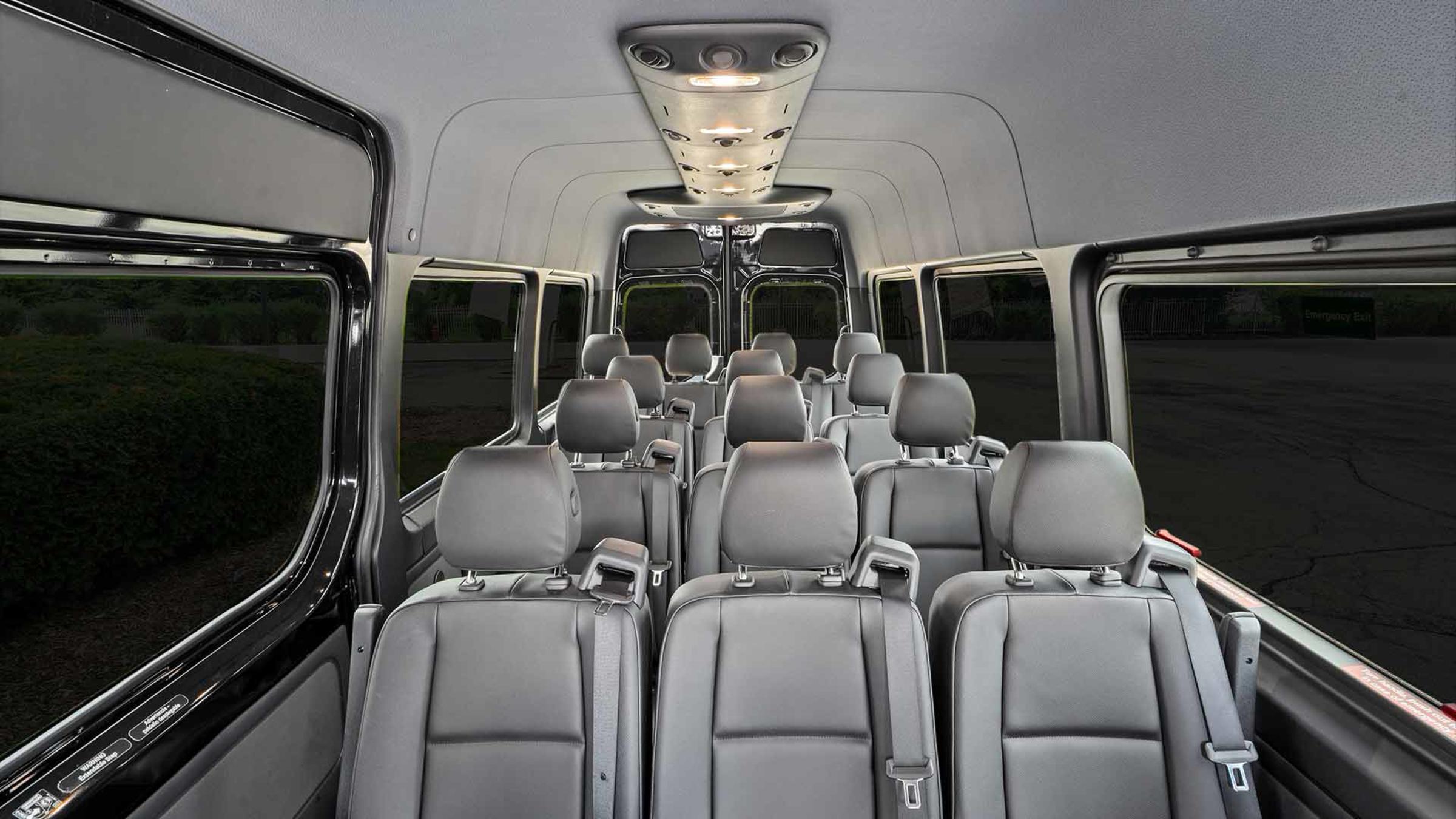 Mercedes-Benz Sprinter — image 1