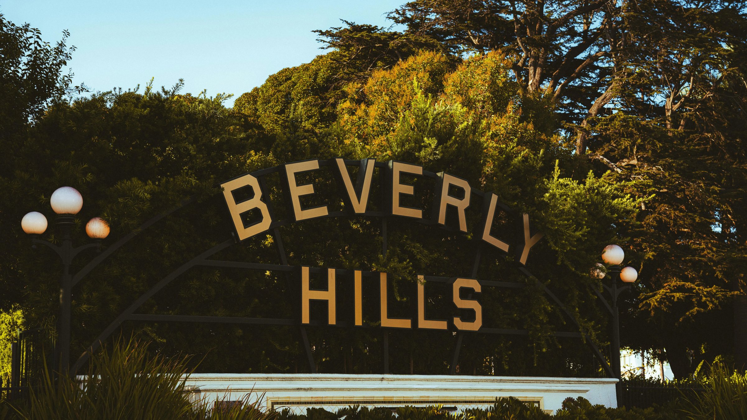 Luxury chauffeur service in Beverly Hills, Los Angeles