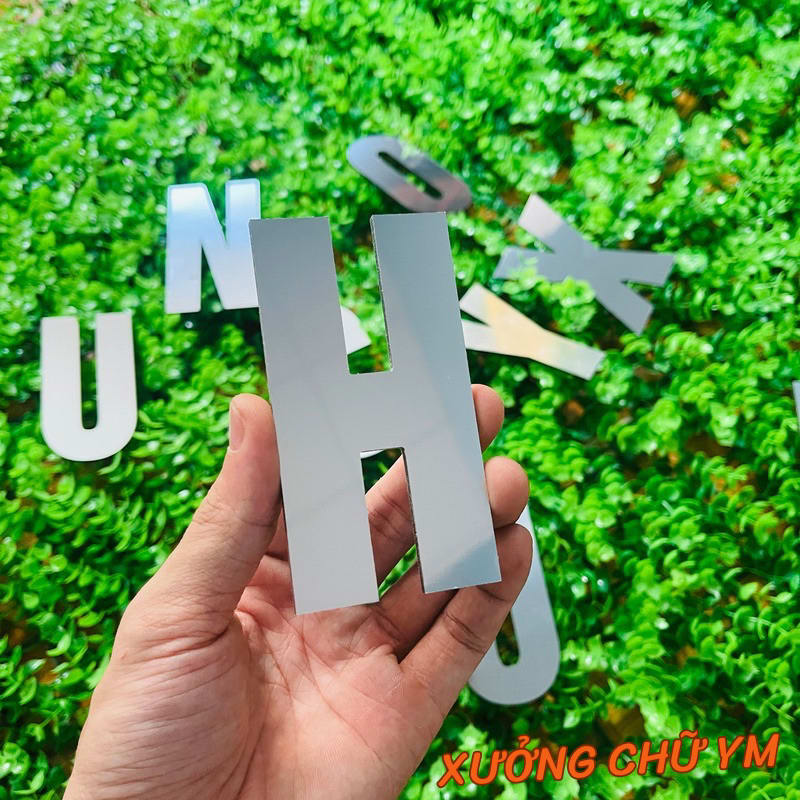 Chữ Alu Bạc Gương Cao 10cm Dày 3mm Dán Tường Biển Quảng Cáo