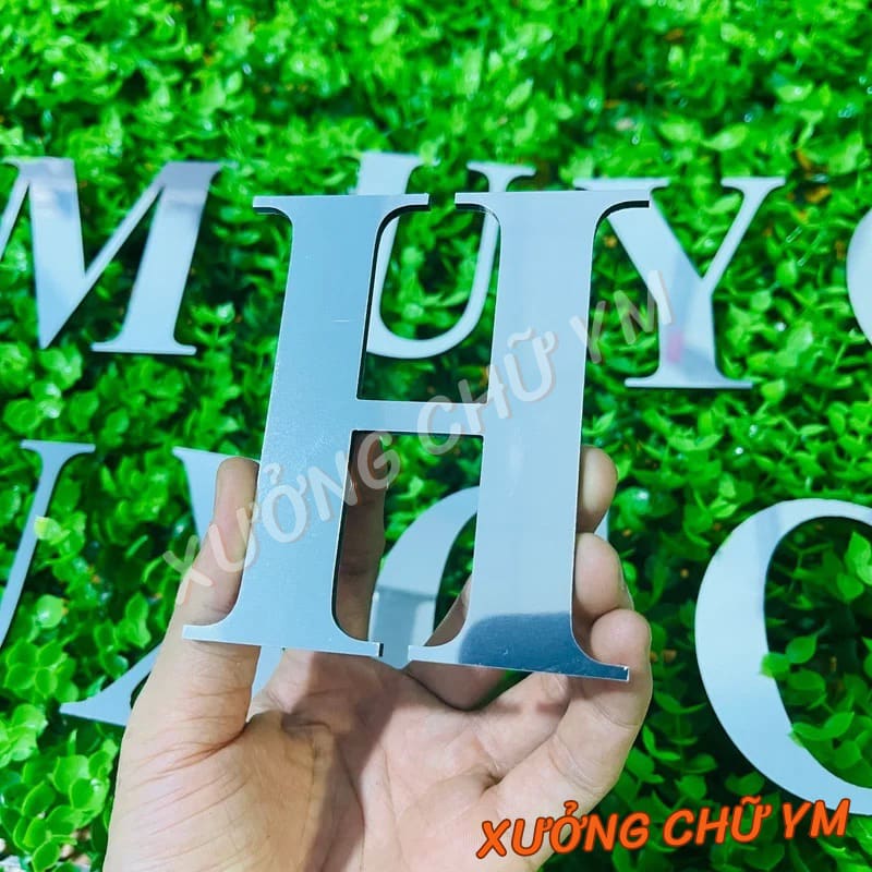 Chữ Alu Bạc Gương Cao 10cm Dày 3mm Font Time Dán Tường Biển Quảng Cáo