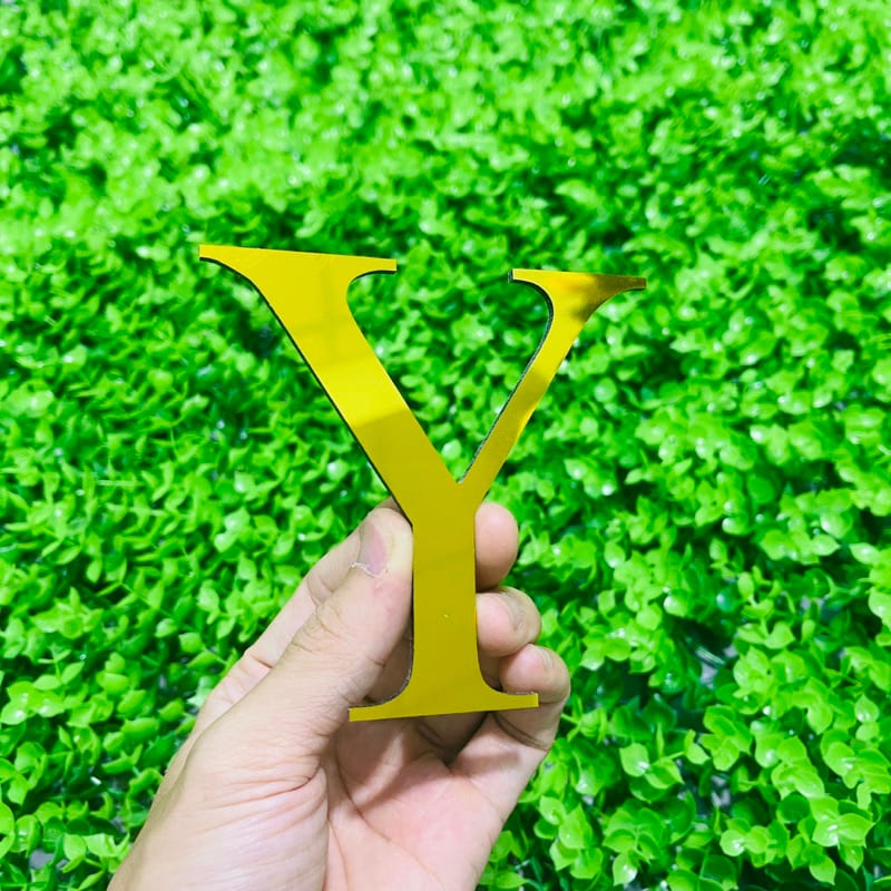 Chữ Alu Vàng Gương Cao 10cm Dày 3mm Font Time Dán Tường Biển Quảng Cáo