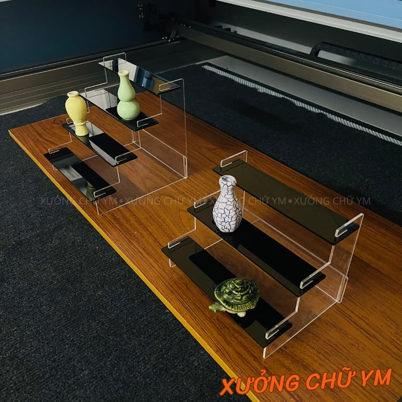 Kệ Mica Bậc Thang Lắp Ghép Dài 20cm – Kệ Trưng Bày Mỹ Phẩm, Mô Hình Nhiều Tầng