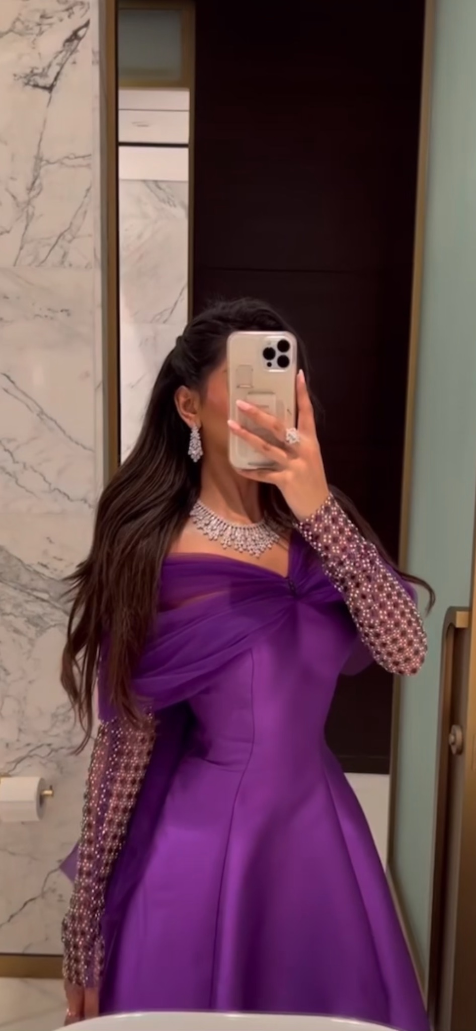 فستان سهرة فخم