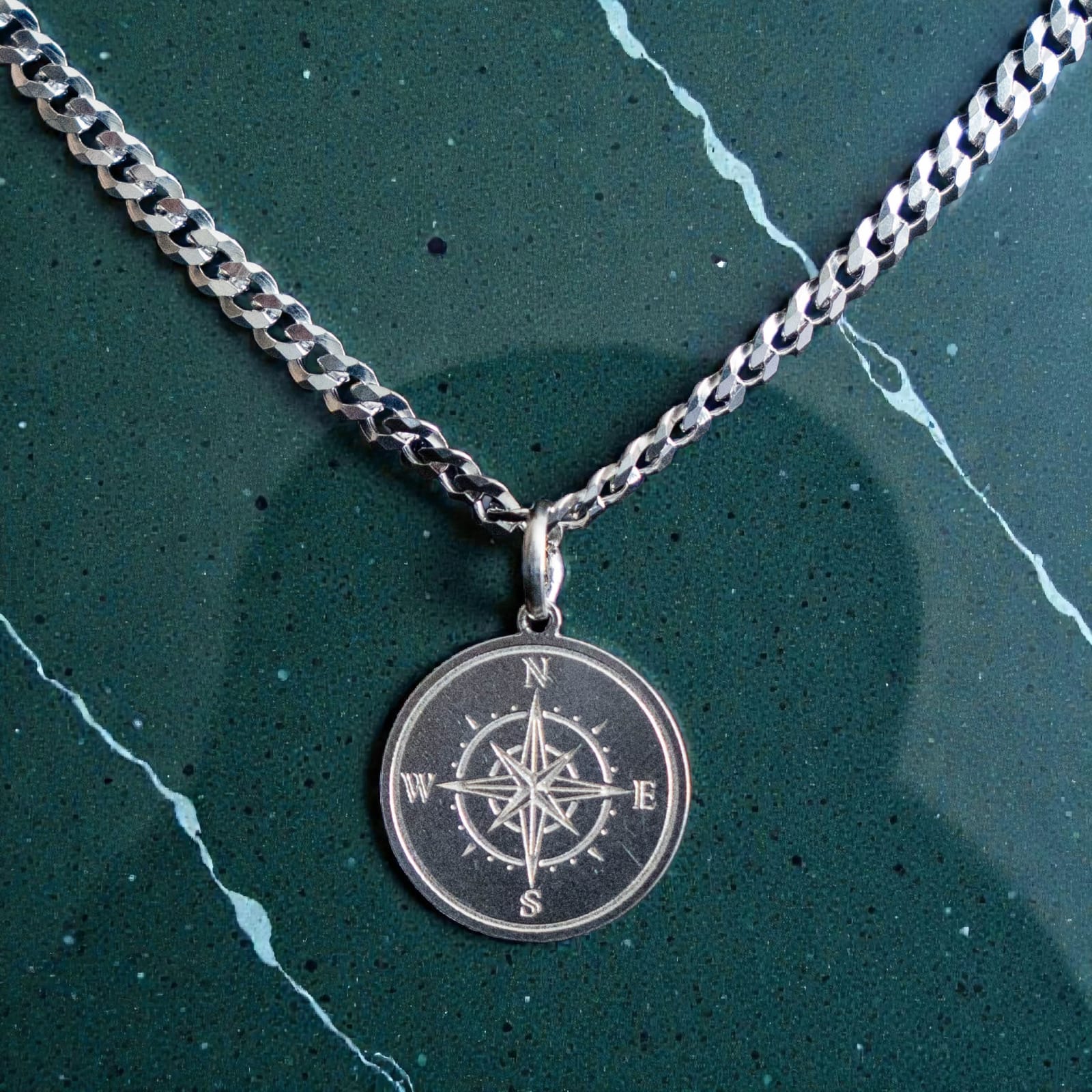 Colgante Medalla Rosa de los Vientos