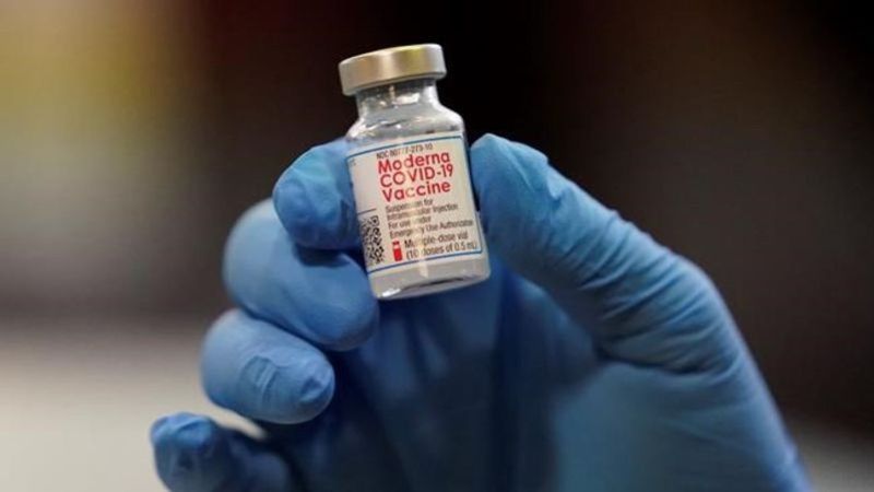 Northern health worker turns down vaccine tourism caller