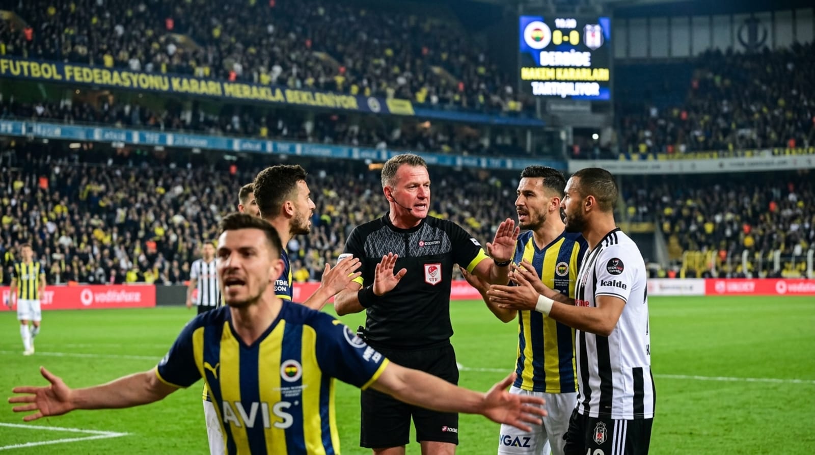 Fener-Beşiktaş Derbisi Hakem Skandalı! TFF'den Şok Ceza Kararı | yasaksizbahissiteleri.com