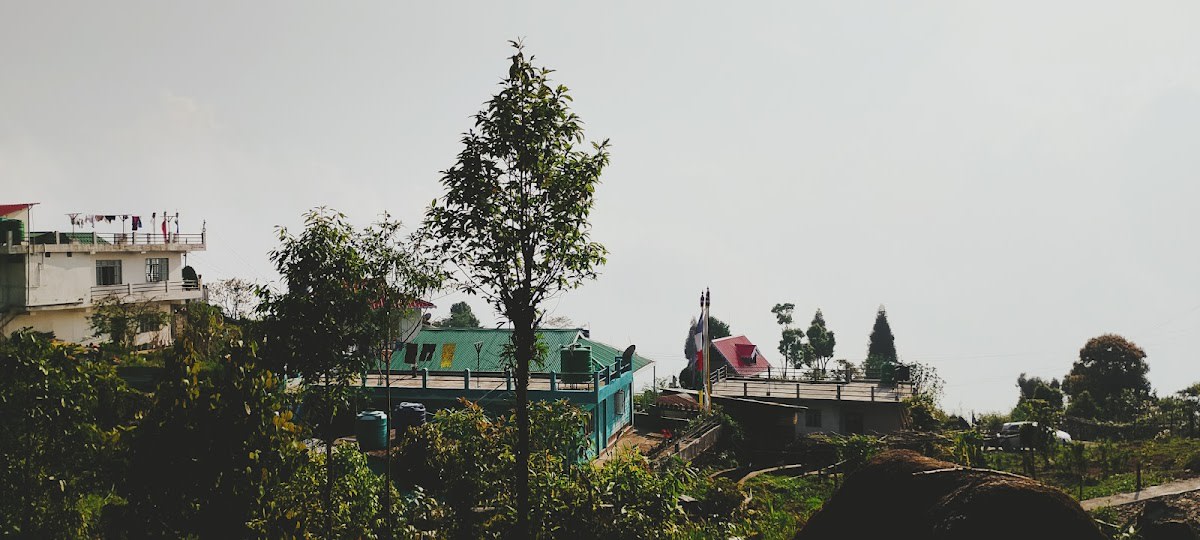 Tranquil Mountain Retreat with Himalayan Views in Kurseong 8