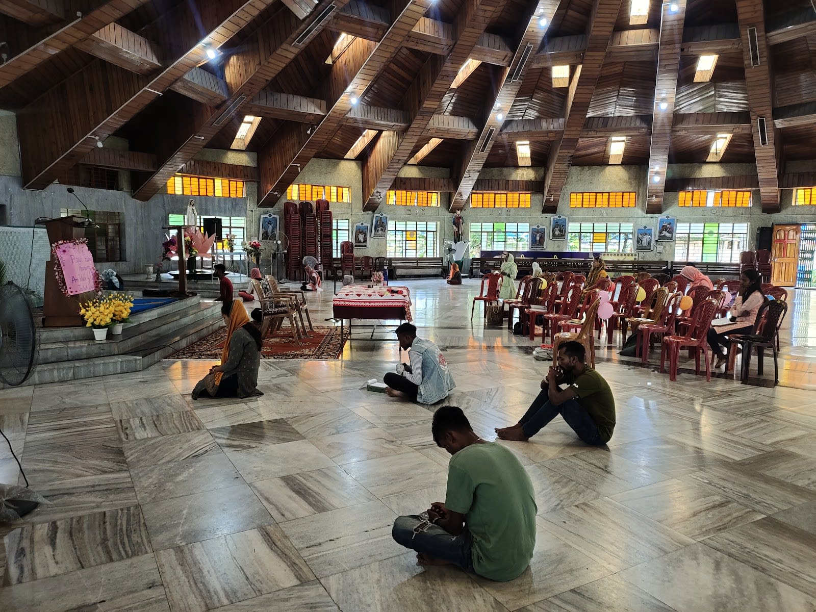 Hillside Haven: Riverfront Bamboo Cottage Getaway in Mylliem 2