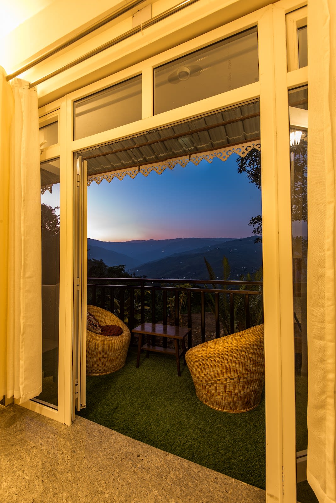 3BR | Quiet Country Home Near Mirik Lake in Darjeeling 8