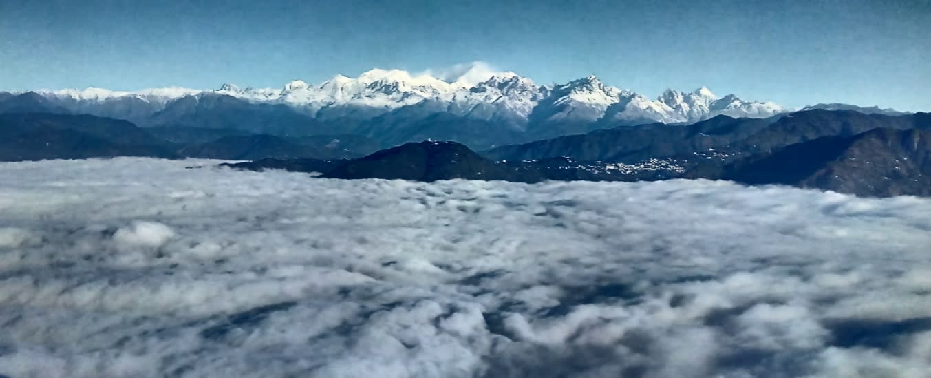 Charming Hillside with Stunning Mountain Views in Takdah 8