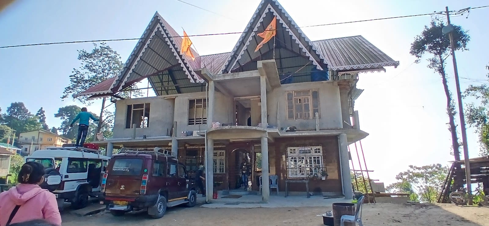 Mountain Views & Cozy Vibes in Takdah 8