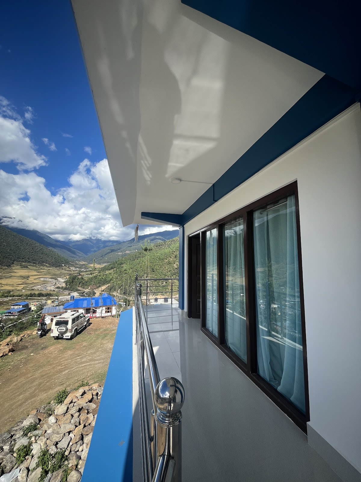 Breathtaking Himalayan Views Cozy Homestay in Dirang, Arunachal 8