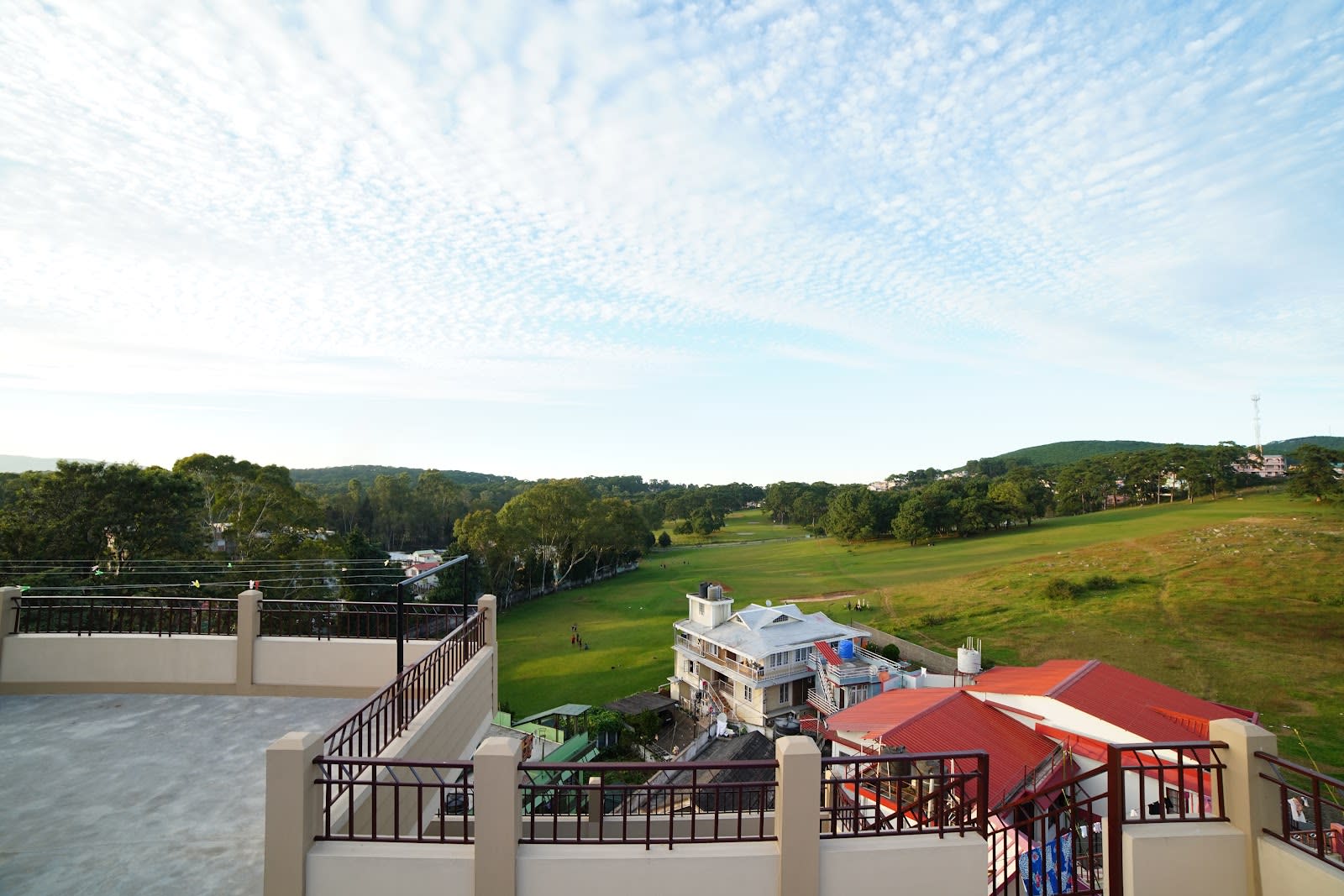 Spacious Golf-View Rooms with 5-Star Service in Shillong 8