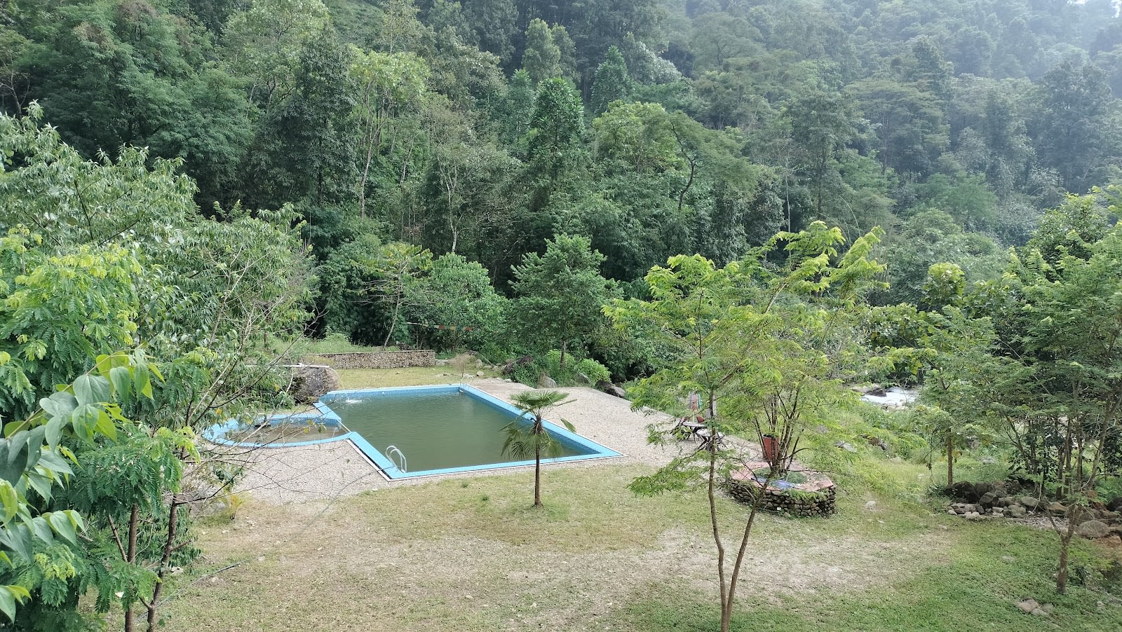 5BR Resort By Riverside In Tea Estate w/ yummeals in Kalej, Bengal 8