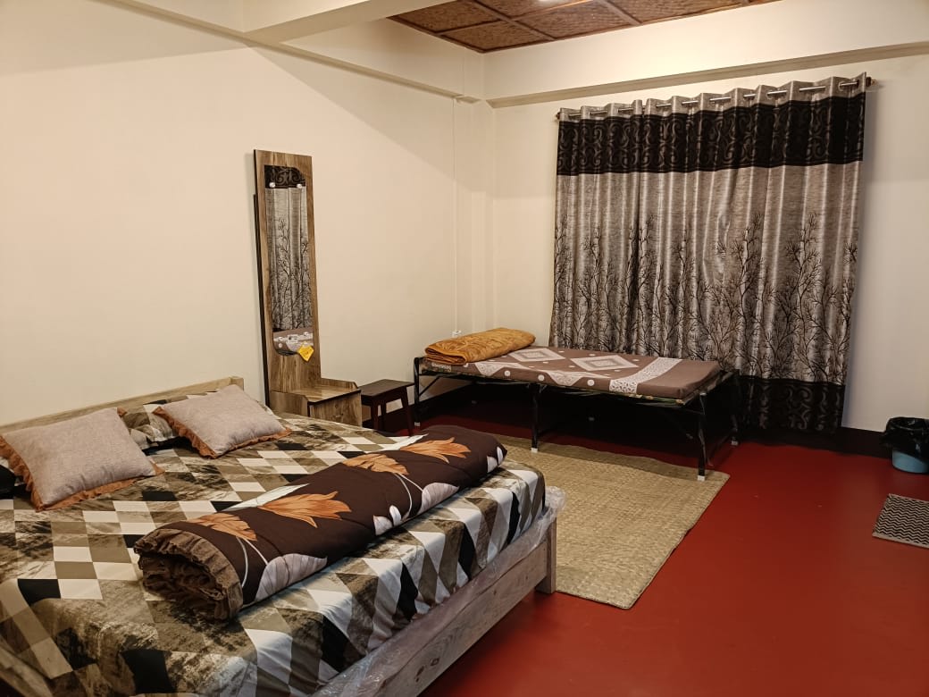 Cozy Cottages with Mountain Views & Welcoming Host in Shillong 2