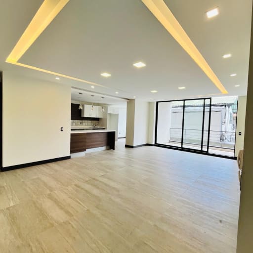 VENTA departamento 3 dormitorios con terraza- González Suárez. CW