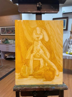 Girl learnt oil painting