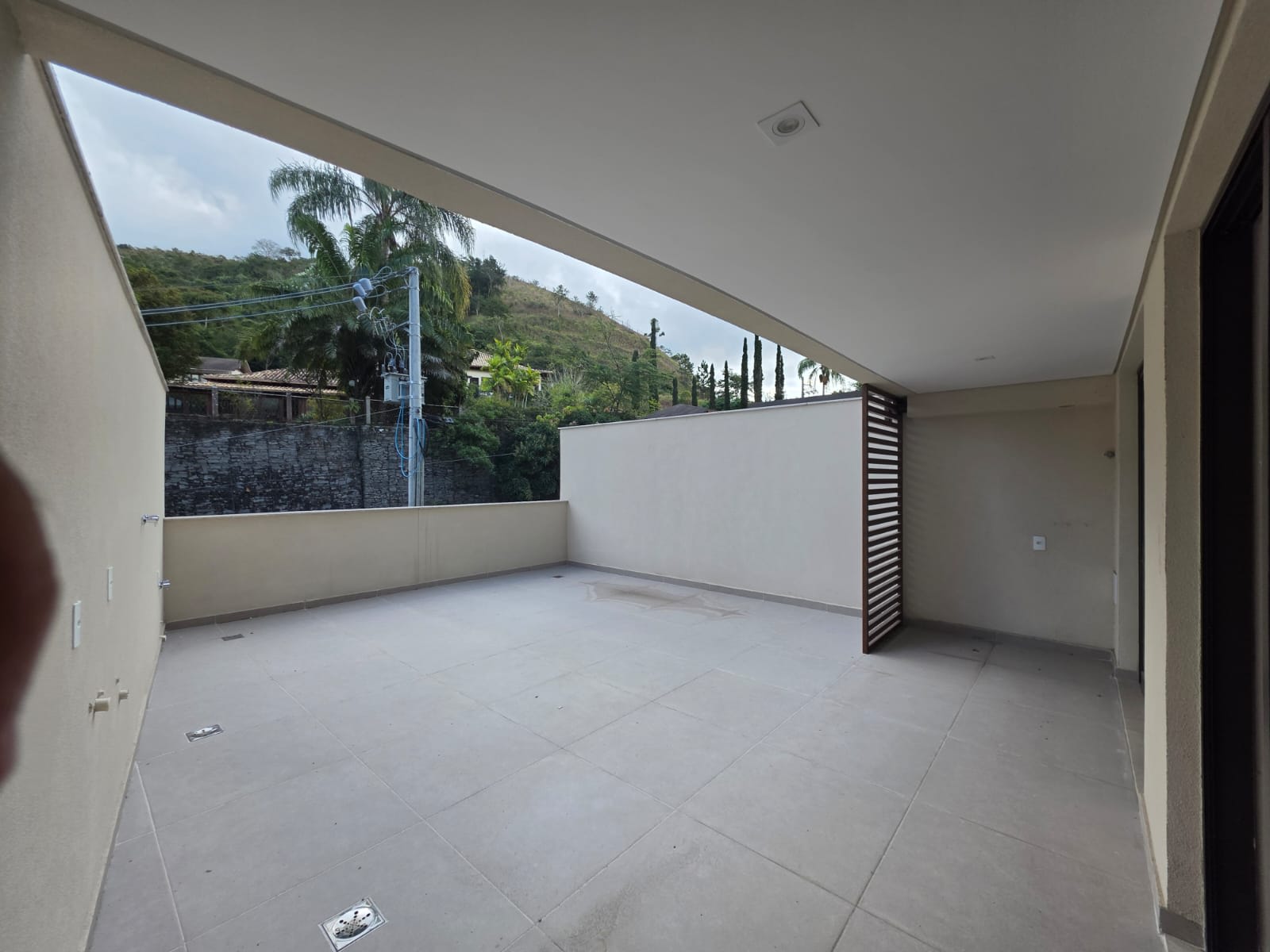 Apartamento tipo garden em Itaipava.
