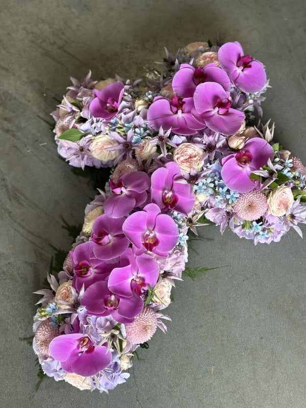 kruis met orchidee