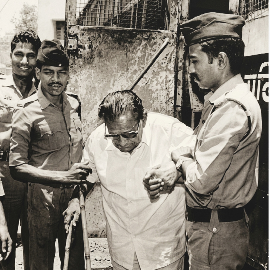 Tarixin ən böyük fırıldaqçılarından biri - Natwarlal