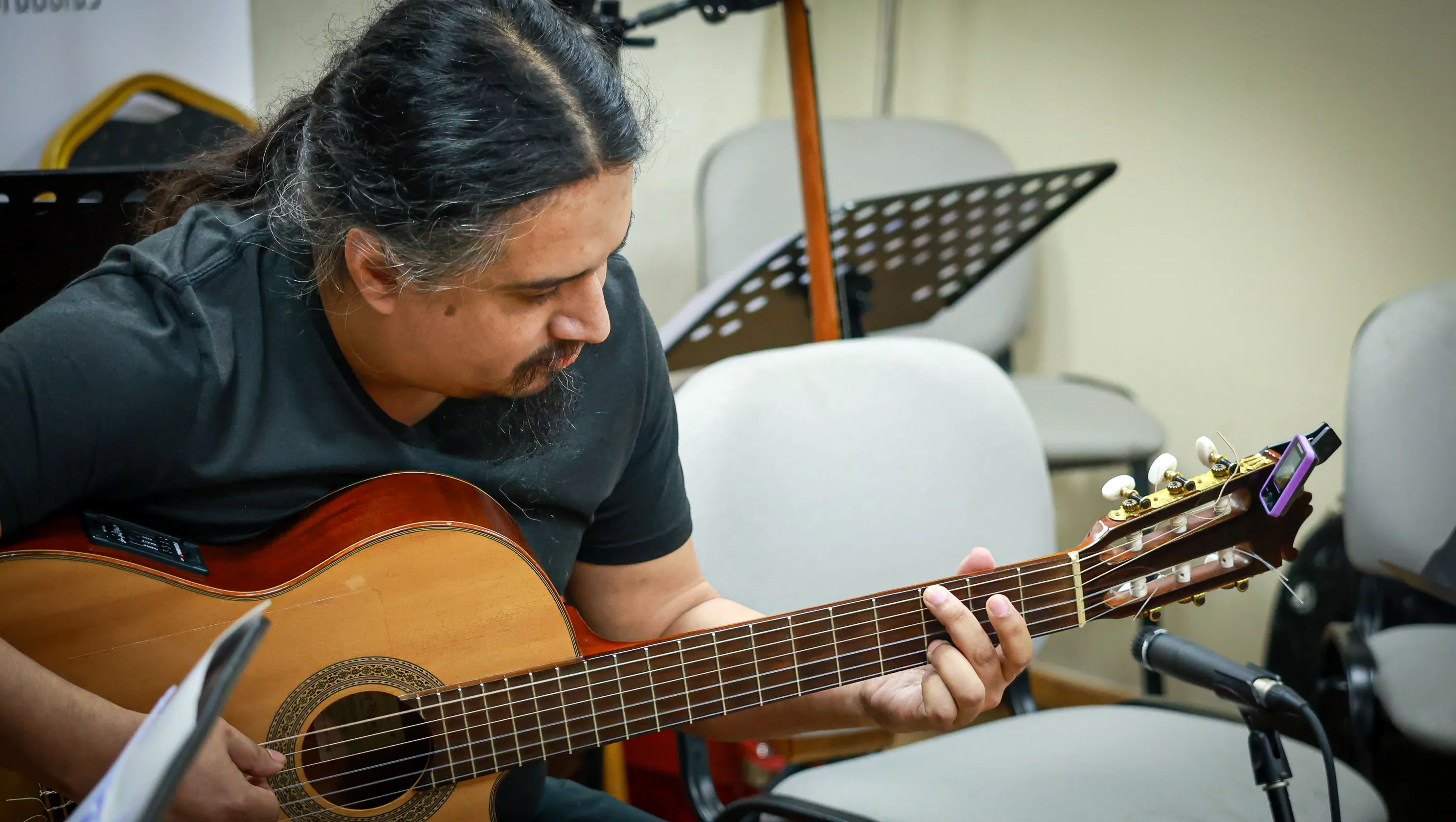 Certificación especialización en guitarra latinoamericana Por Horacio Salinas