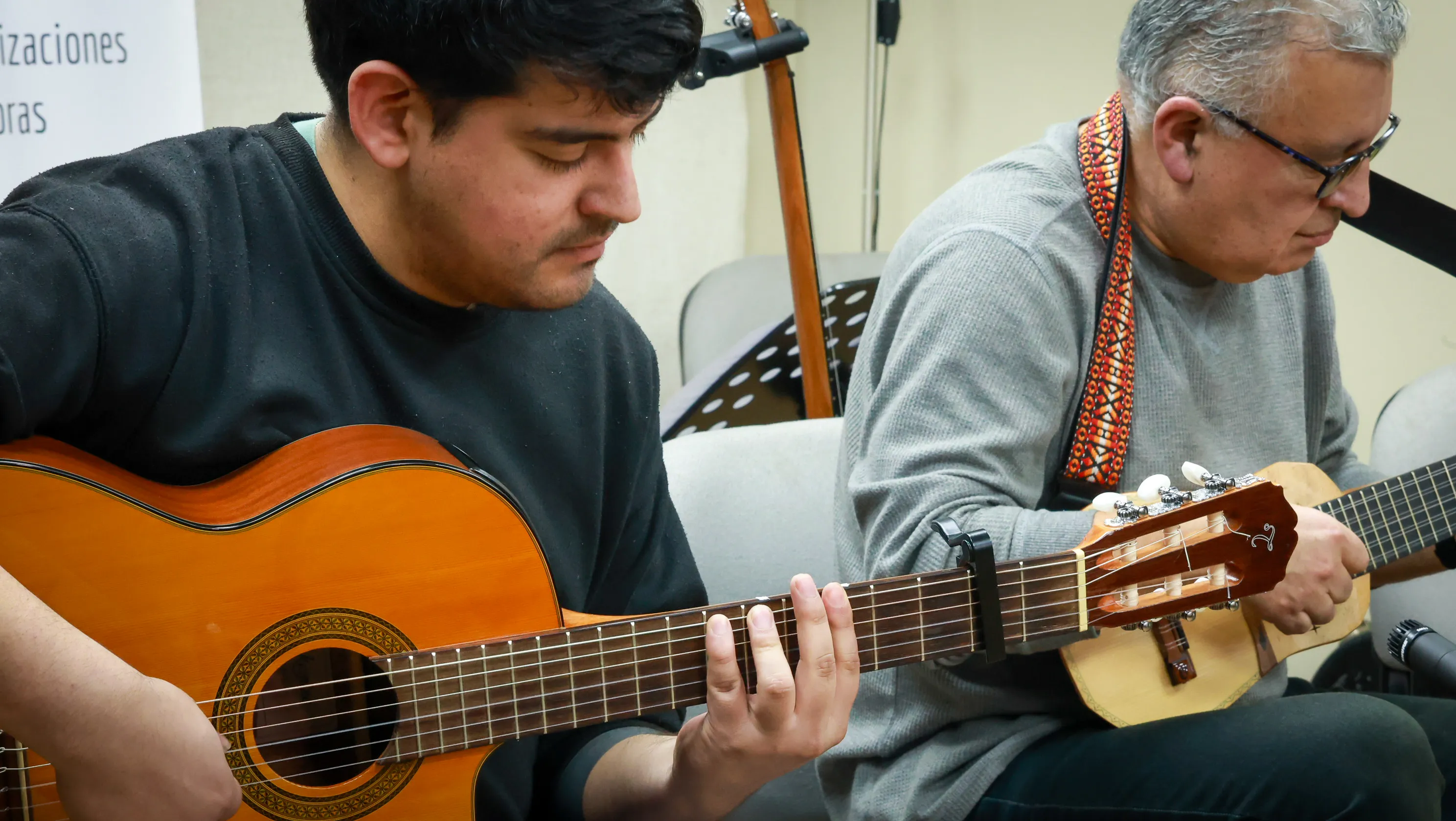 Certificación especialización en guitarra latinoamericana Por Horacio Salinas