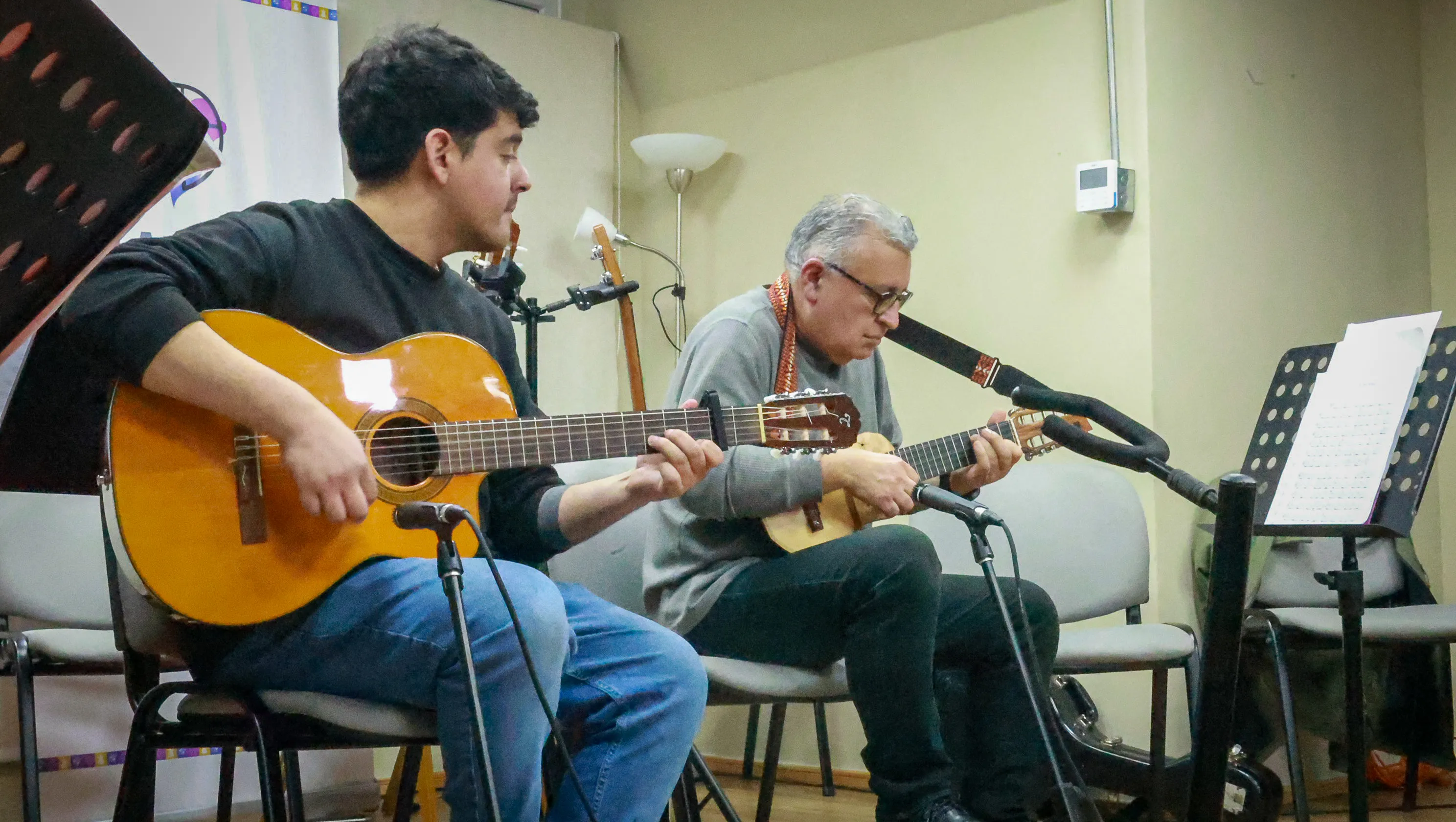 Certificación especialización en guitarra latinoamericana Por Horacio Salinas