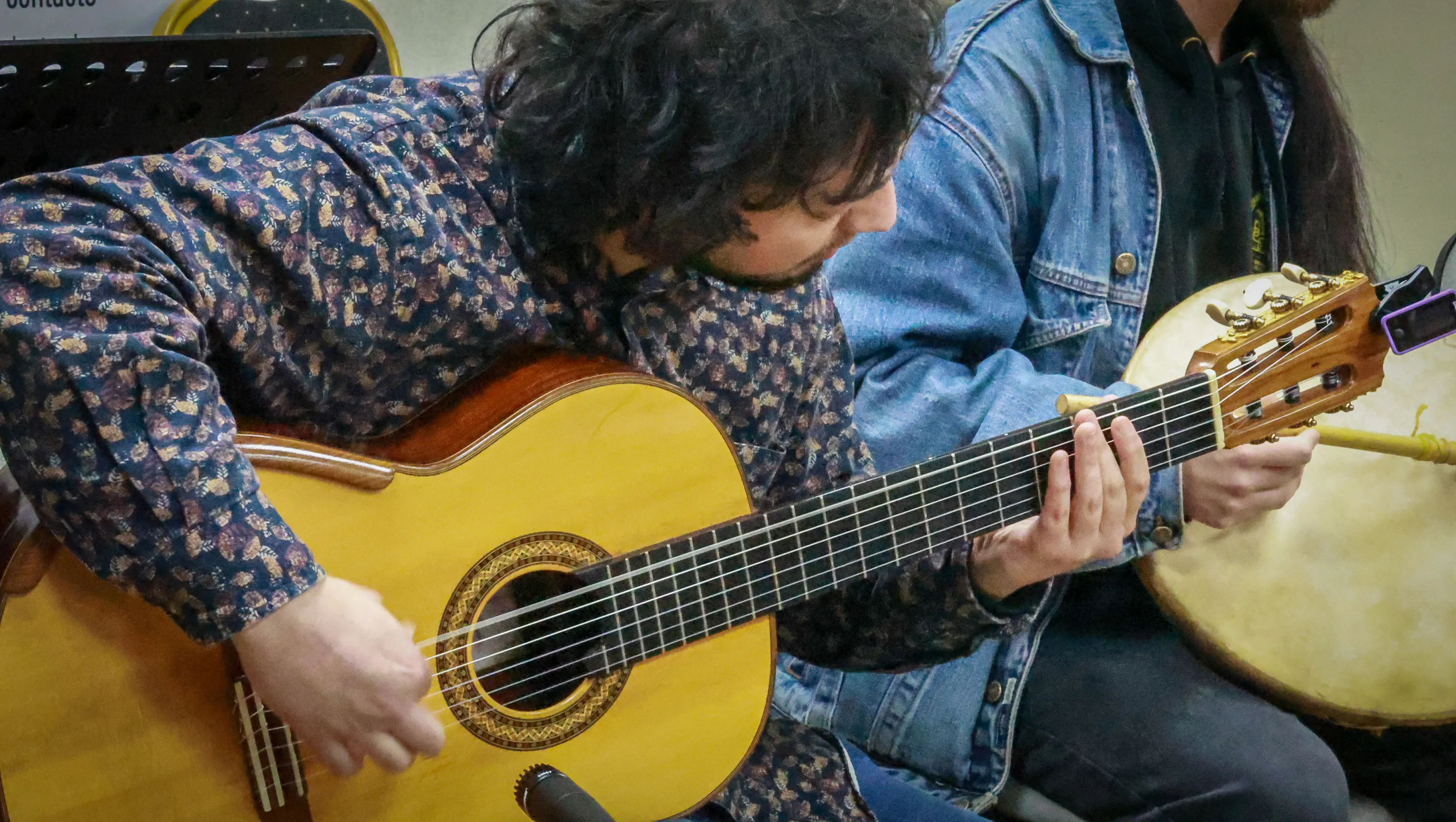 Certificación especialización en guitarra latinoamericana Por Horacio Salinas