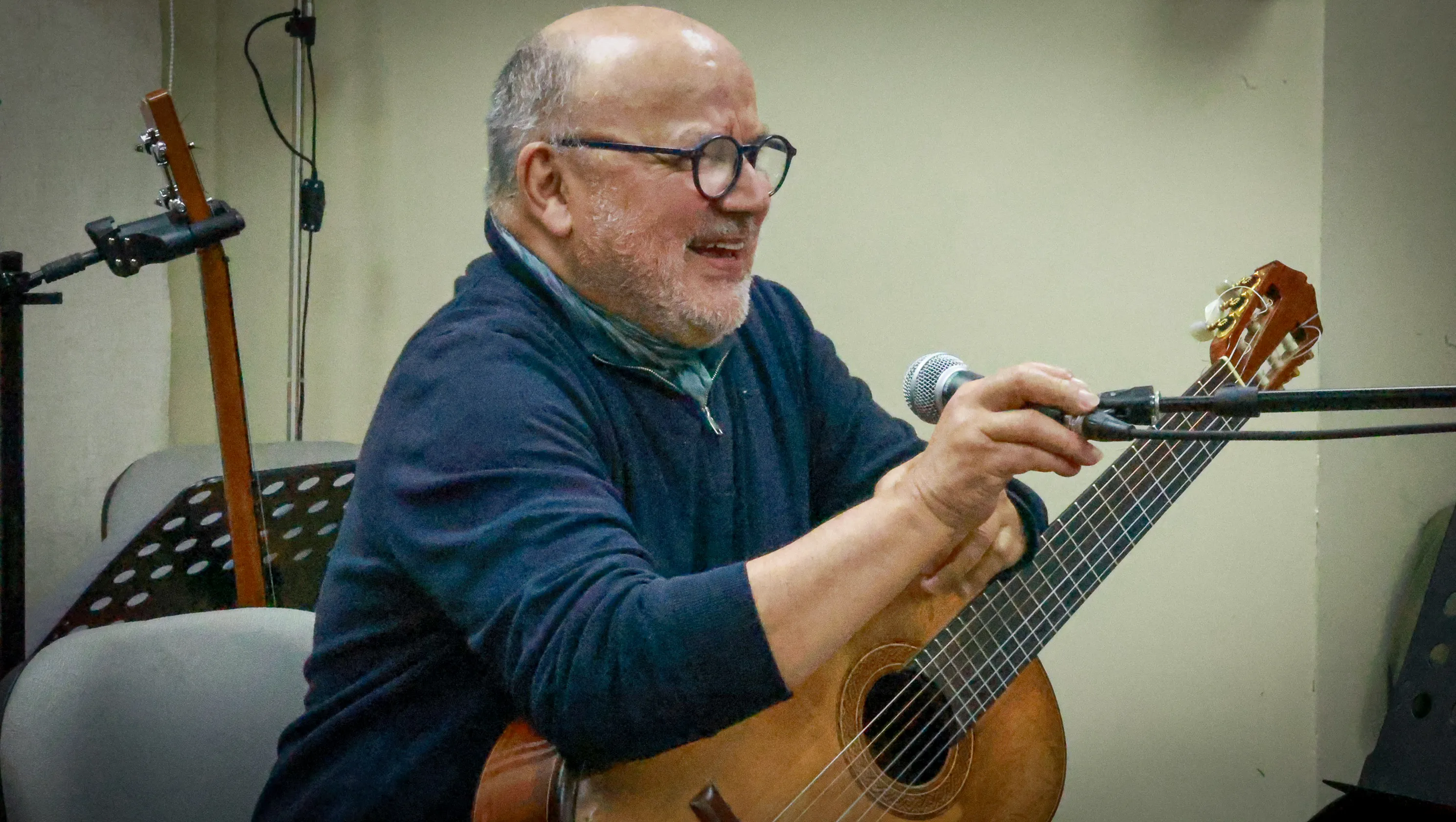 Certificación especialización en guitarra latinoamericana Por Horacio Salinas
